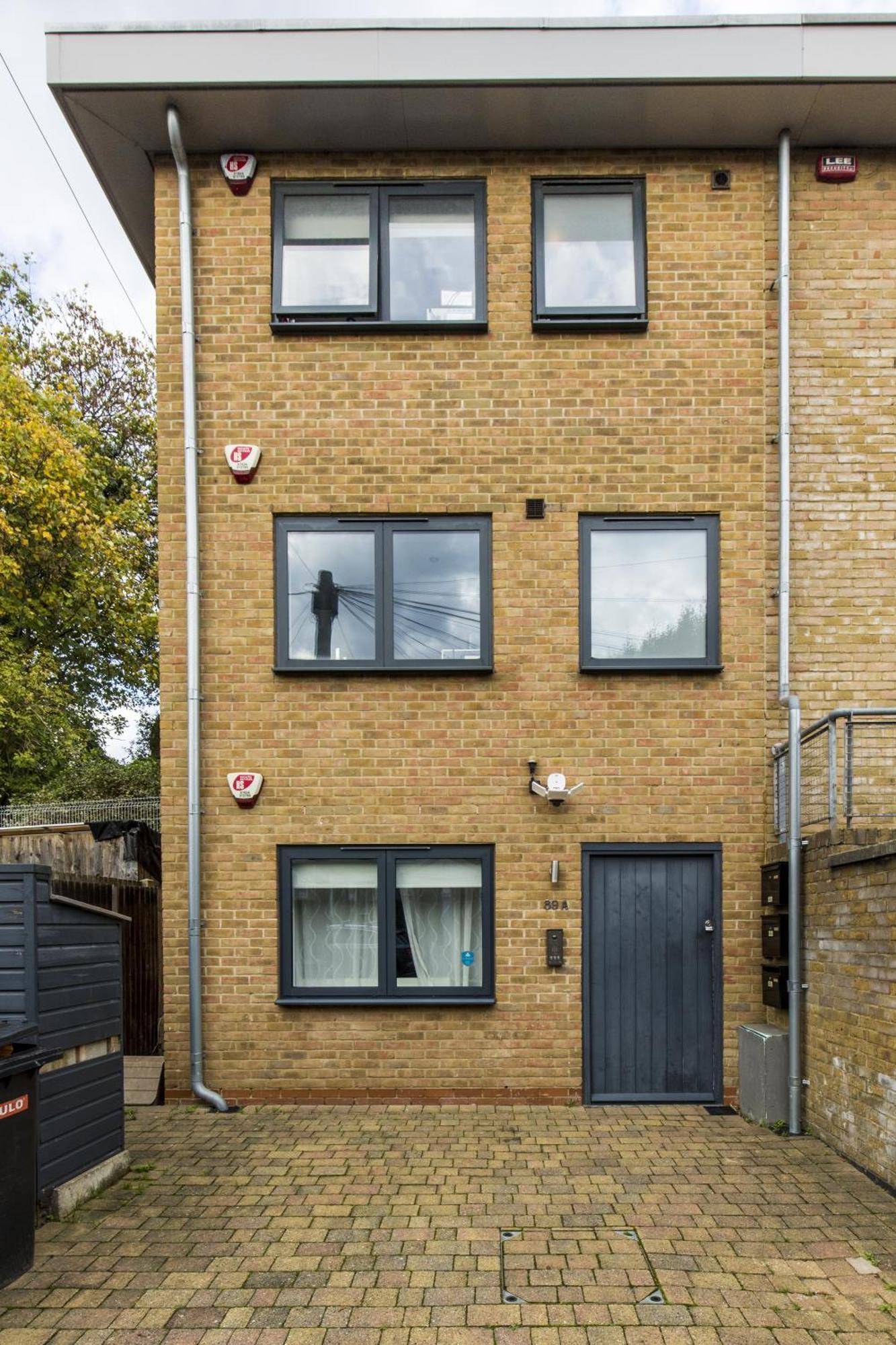 Manor House Studios By Morethanstays London Bagian luar foto