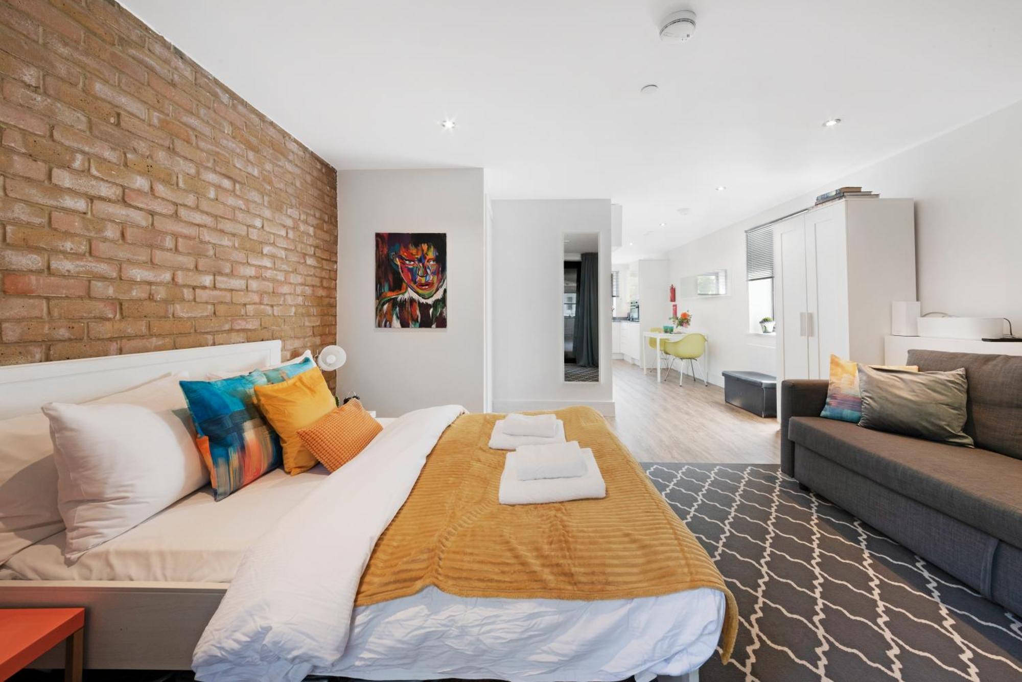 Manor House Studios By Morethanstays London Bagian luar foto