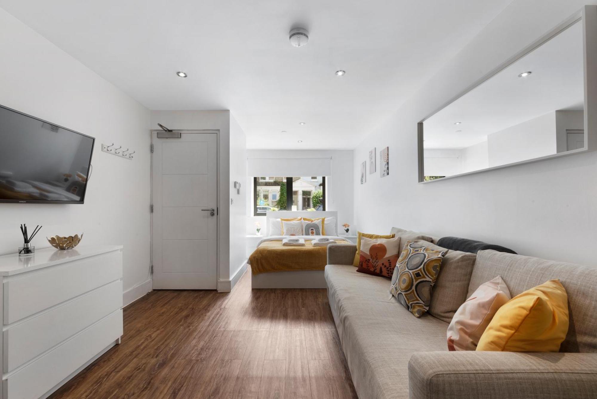 Manor House Studios By Morethanstays London Bagian luar foto