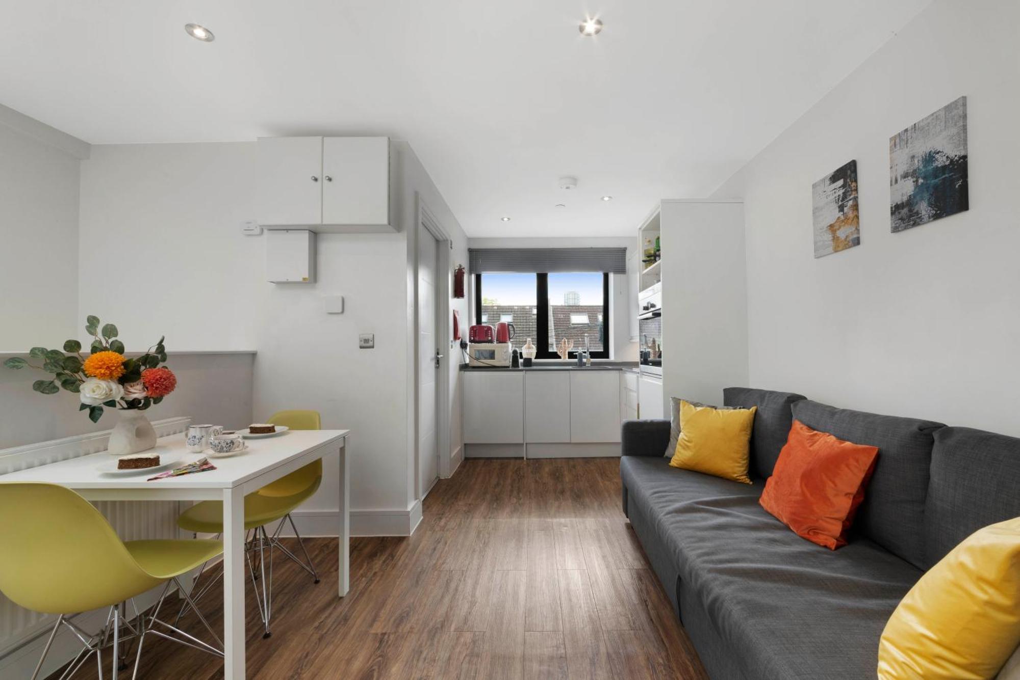 Manor House Studios By Morethanstays London Bagian luar foto