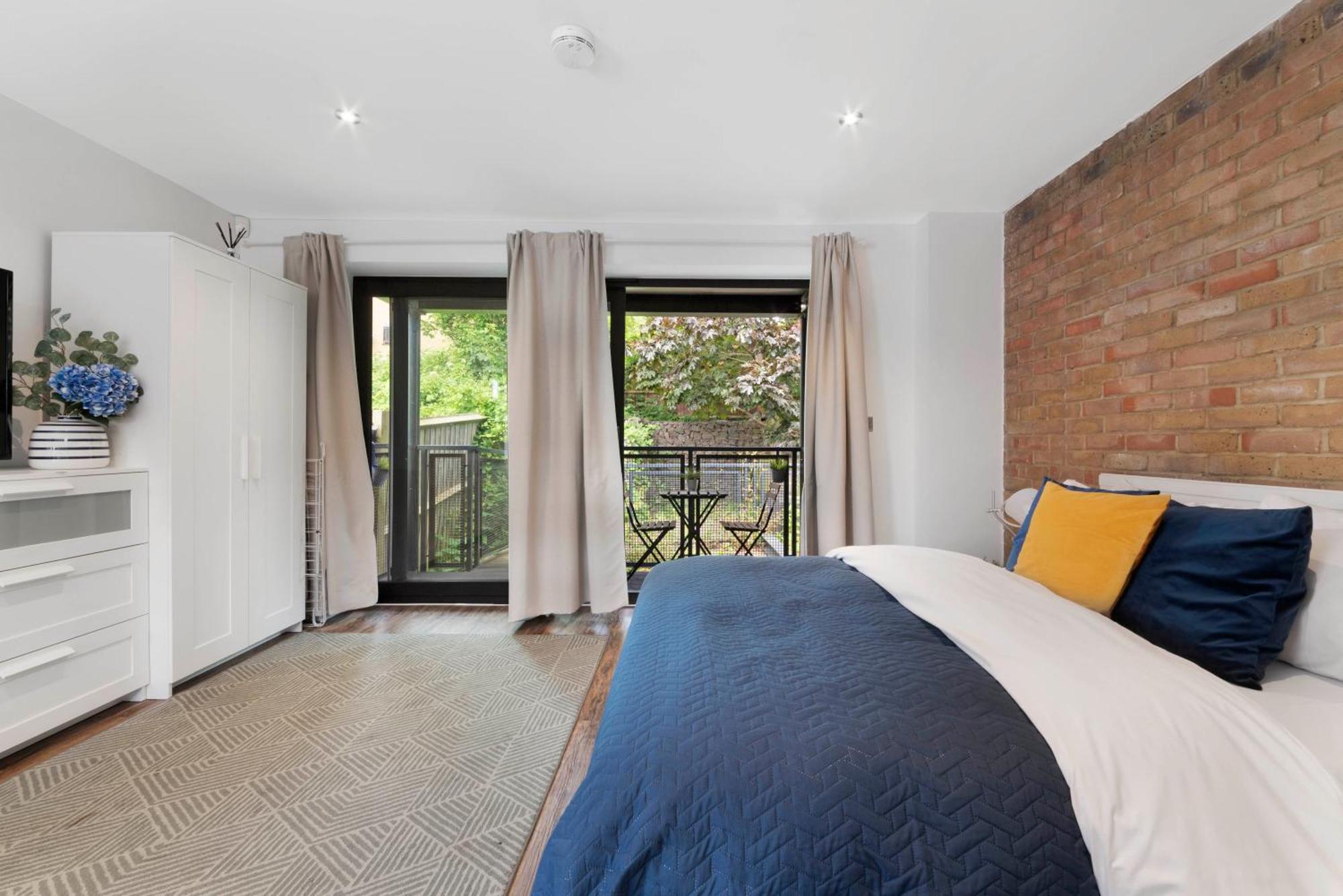 Manor House Studios By Morethanstays London Bagian luar foto